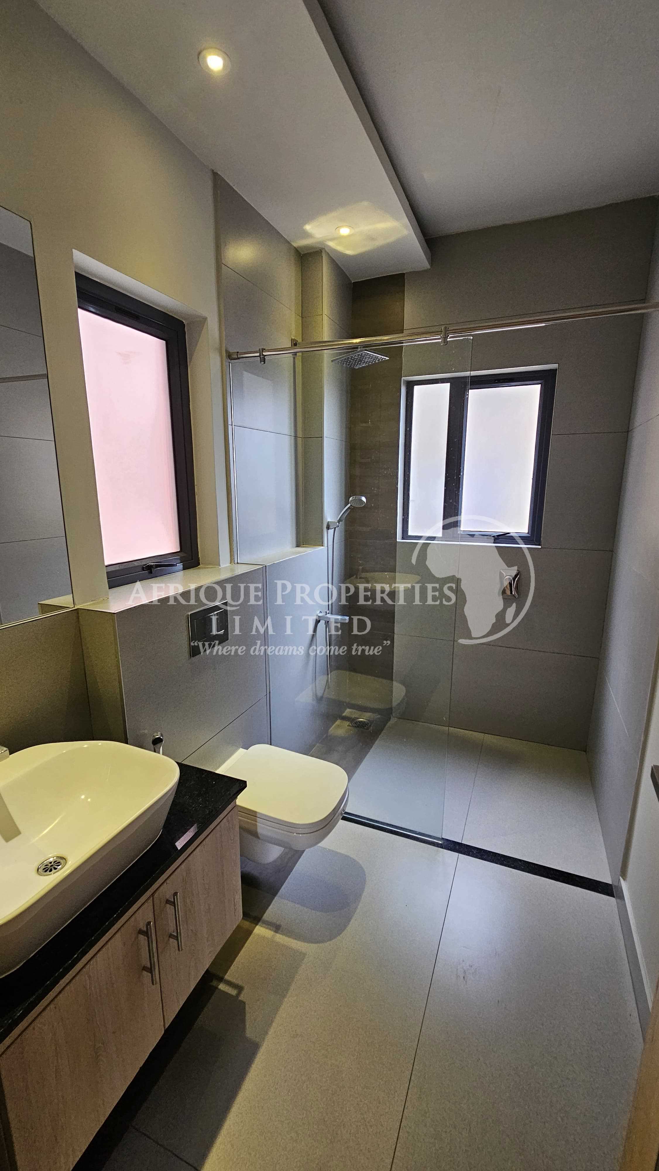 3 Bedroom All Ensuite Apartment For Sale in Kileleshwa, Nairobi (Kenya)