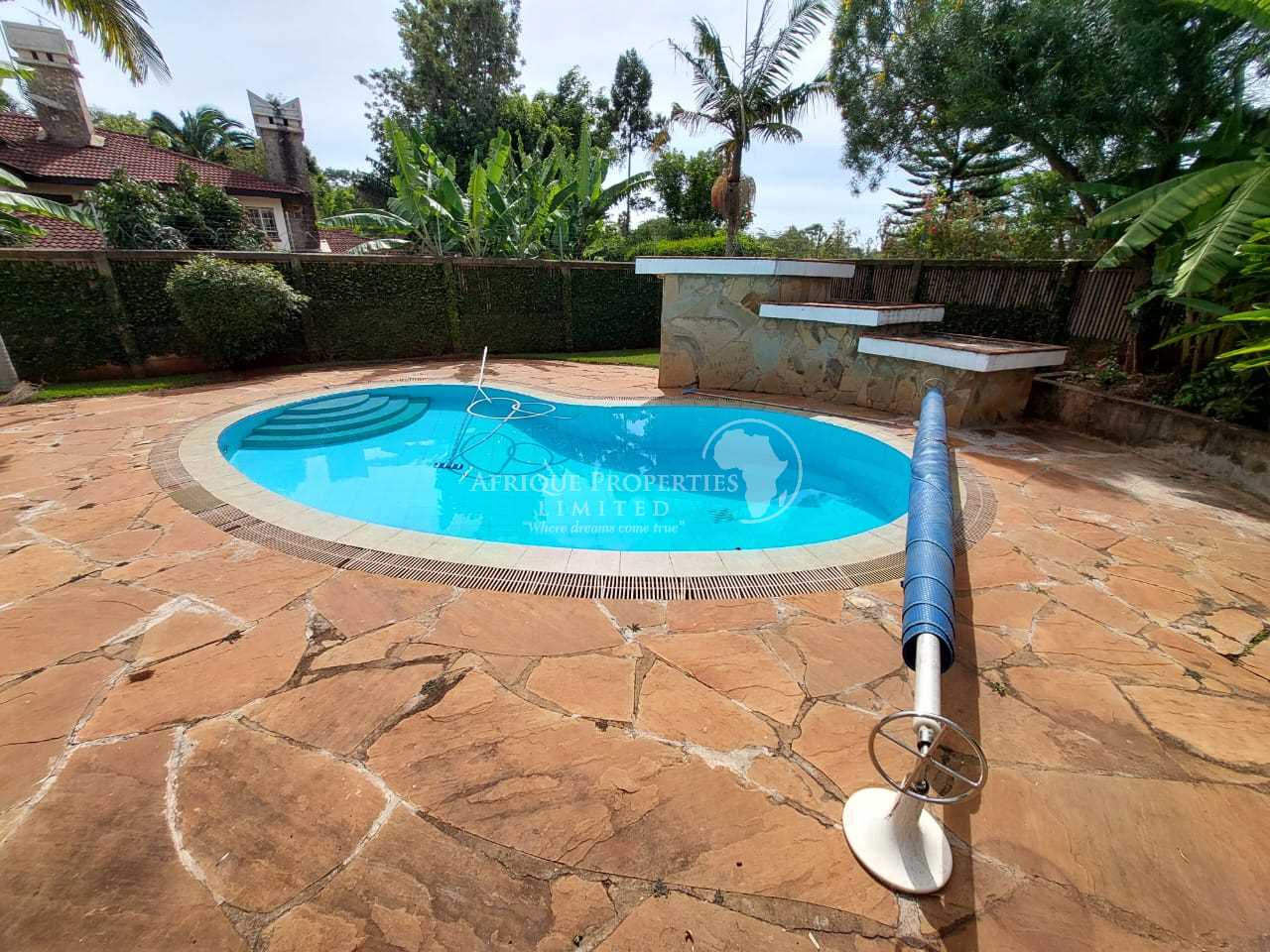 5 Bedroom All Ensuite Residence for Rent in Runda, Nairobi (Kenya)