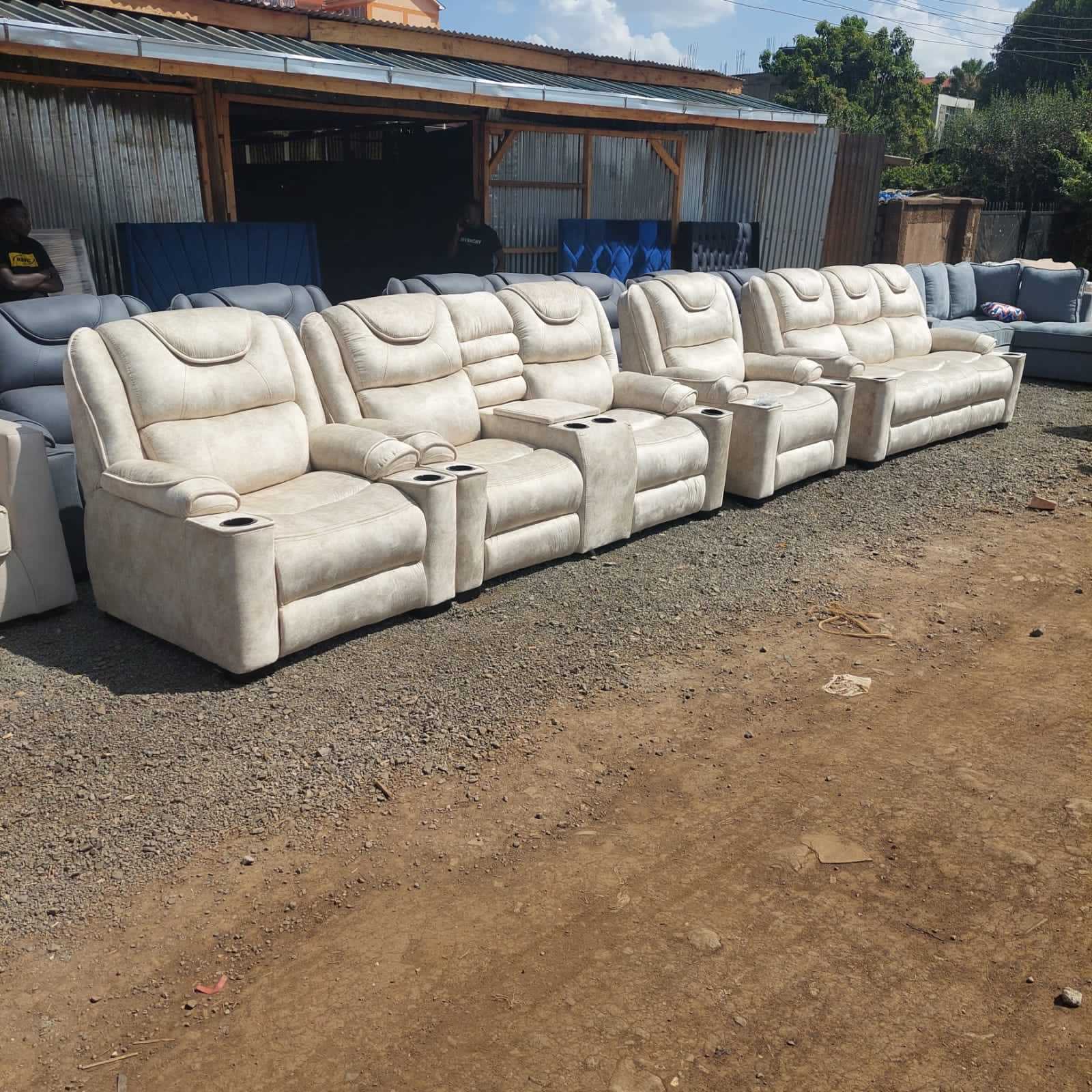7 seater reclinerlike sofa 