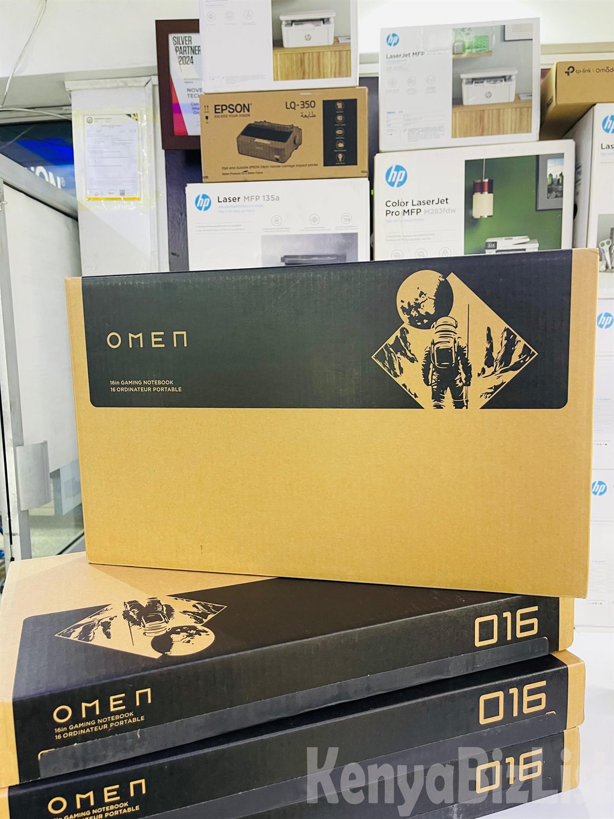 HP OMEN 16 Slim Gaming Laptop 16-an0119nr: Intel  Core Ultra 9, 16GB RAM, 1TB SSD, NVIDIA GeForce RTX 5070, 16" WQXGA 240Hz Display Win 11