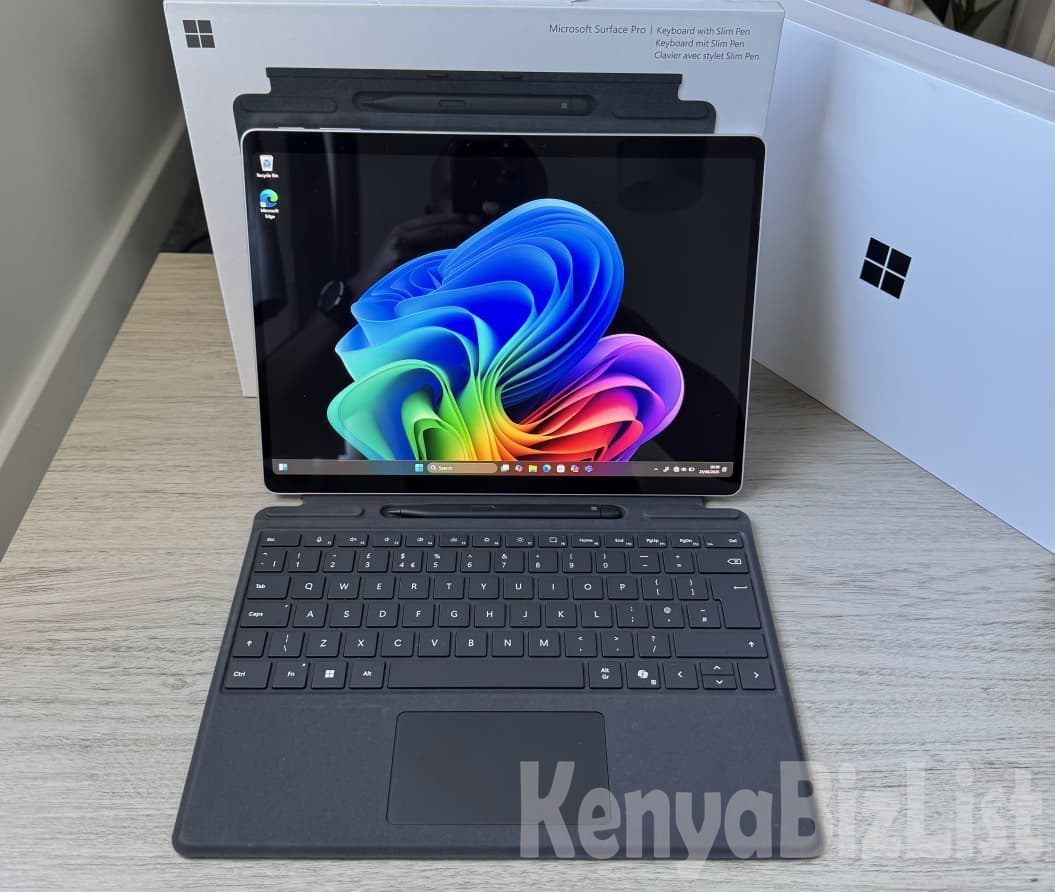 Surface Pro 9 – 12th Gen Intel Core i7 16GB RAM  512GB SSD 13″ 120 Hz Touch + Stylus Detachable Keyboard Win 11