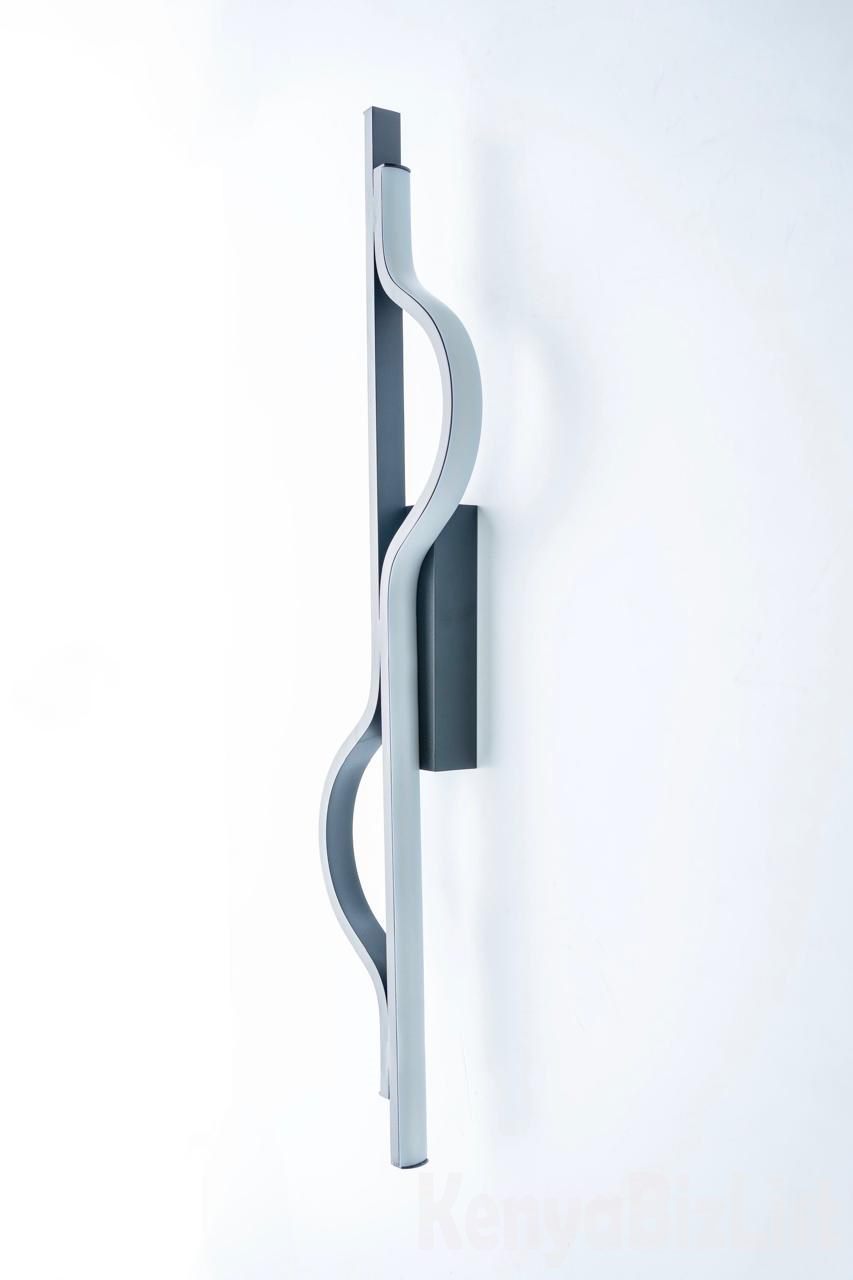 Modern LED Wall Light – Wave Design