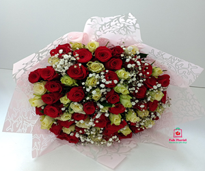 20230411114940-enchanted-roses-img.jpg.jpg